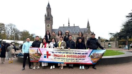 Cùng Khám Phá Sự Kiện MEDICA Düsseldorf 2025 Qua Dịch Vụ Tour Du Lịch